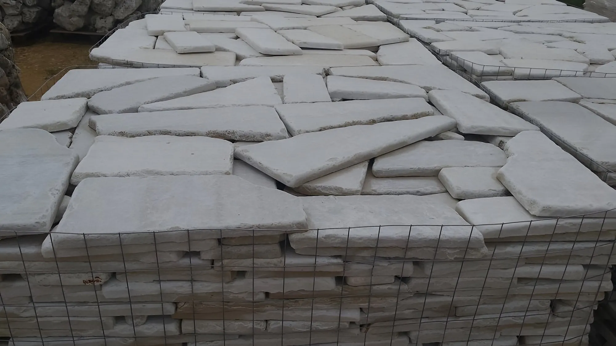 Cocciame anticato di Trani opus incertum per pavimentazioni