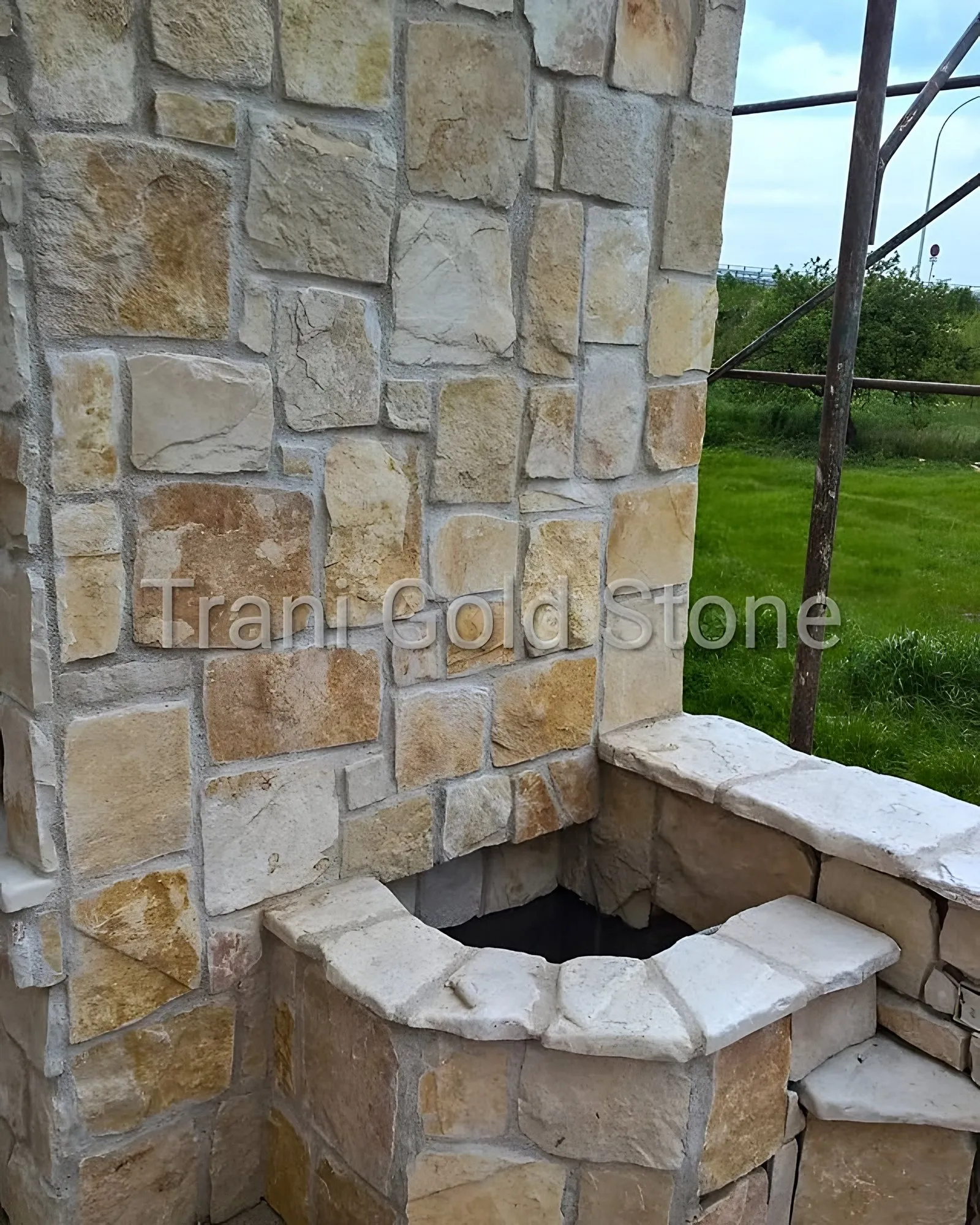 Rivestimento squadrato, spessore 1/2 cm